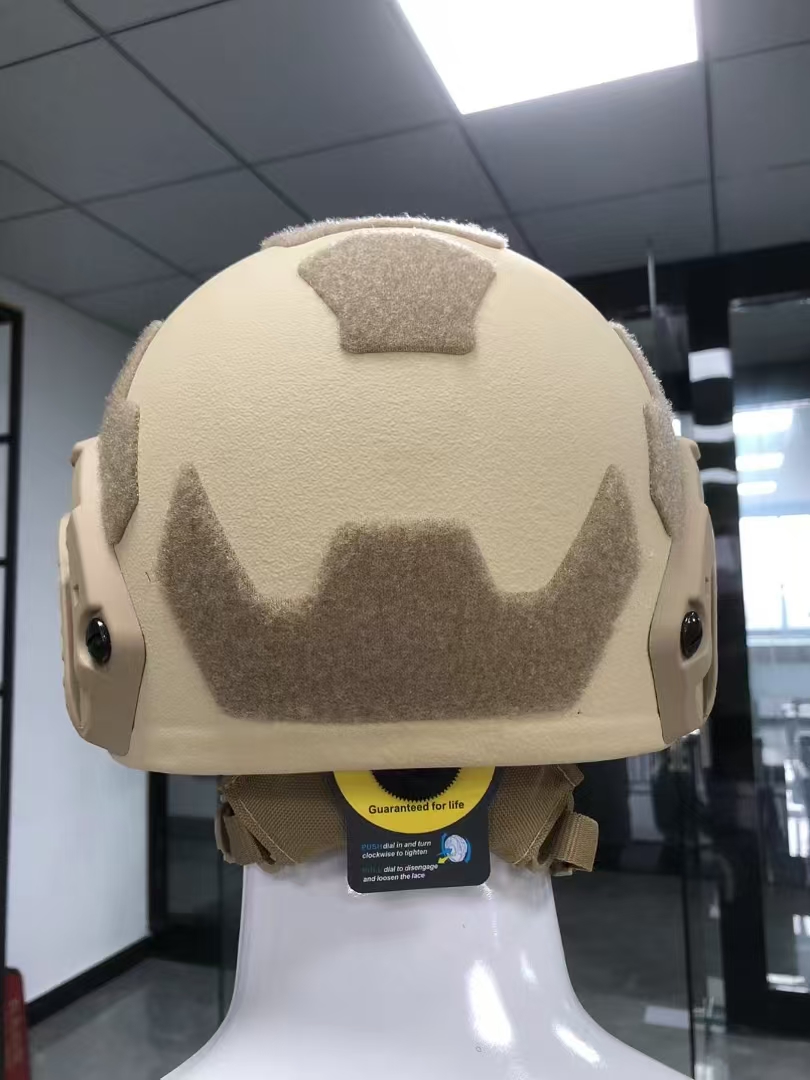 Camflouge Ballistic Armarid + PE Material Helmet